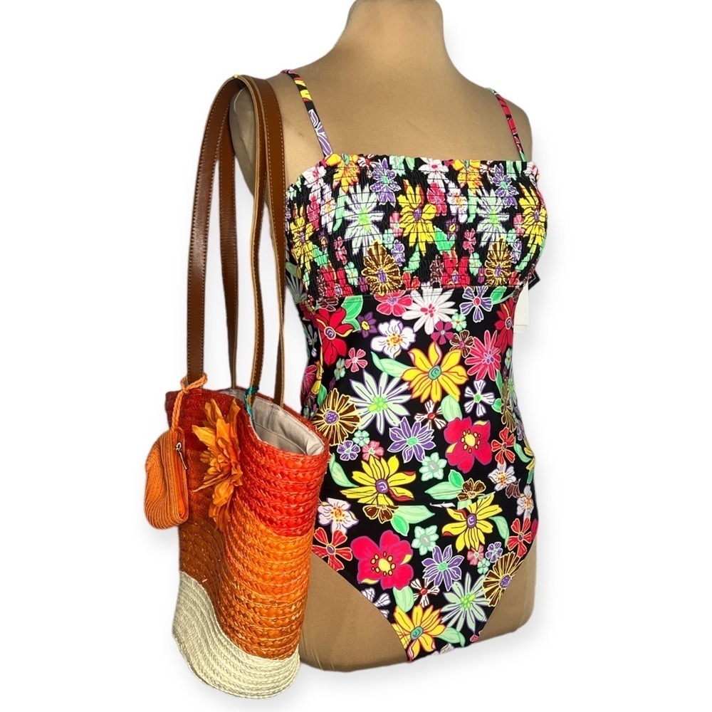 World Traveler Pacific Paradise orange rattan tote bag with change purse - Picture 5 of 11